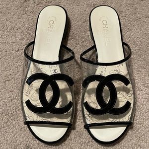 CHANEL PVC Black Patent Leather Summer Slides